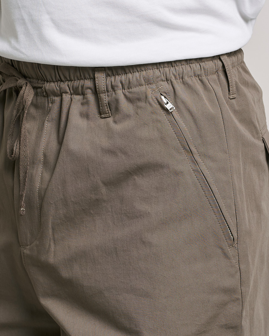 Men | Trousers | Filippa K | Harvey Cotton Trouser Mole Grey