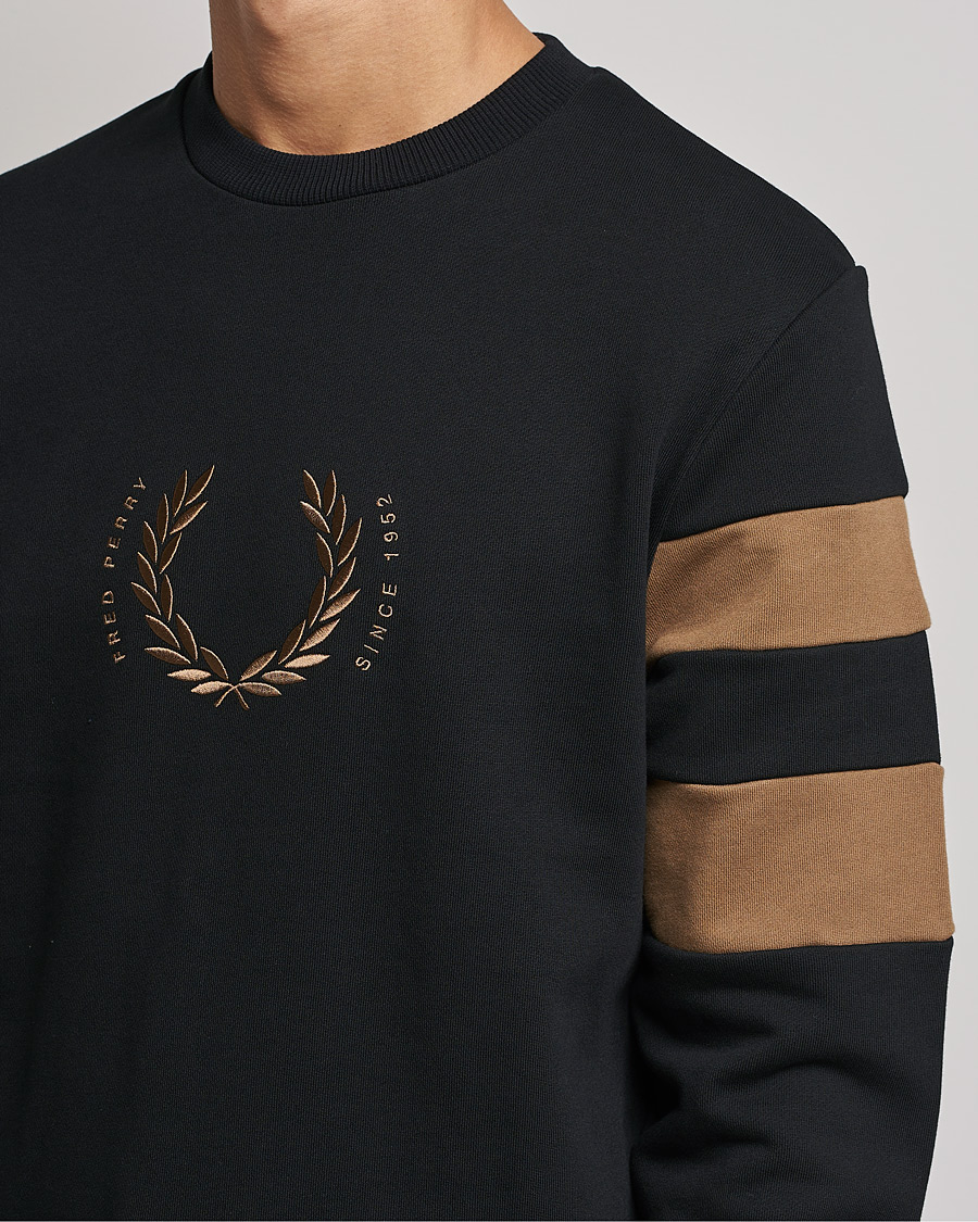 Men | Sweaters & Knitwear | Fred Perry | Branded Tipped Sleeve Sweatshirt Black
