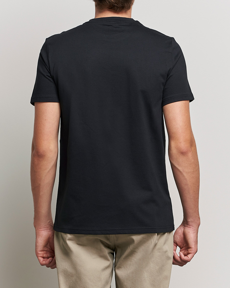 Men | T-Shirts | Fred Perry | Laurel Wreath T-Shirt Black