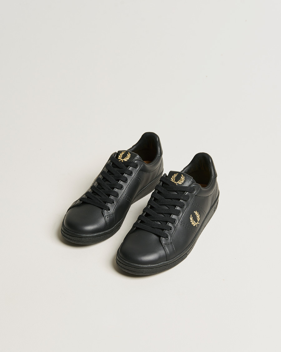 Men | Shoes | Fred Perry | B721 Leather Tab Sneaker Black Gold