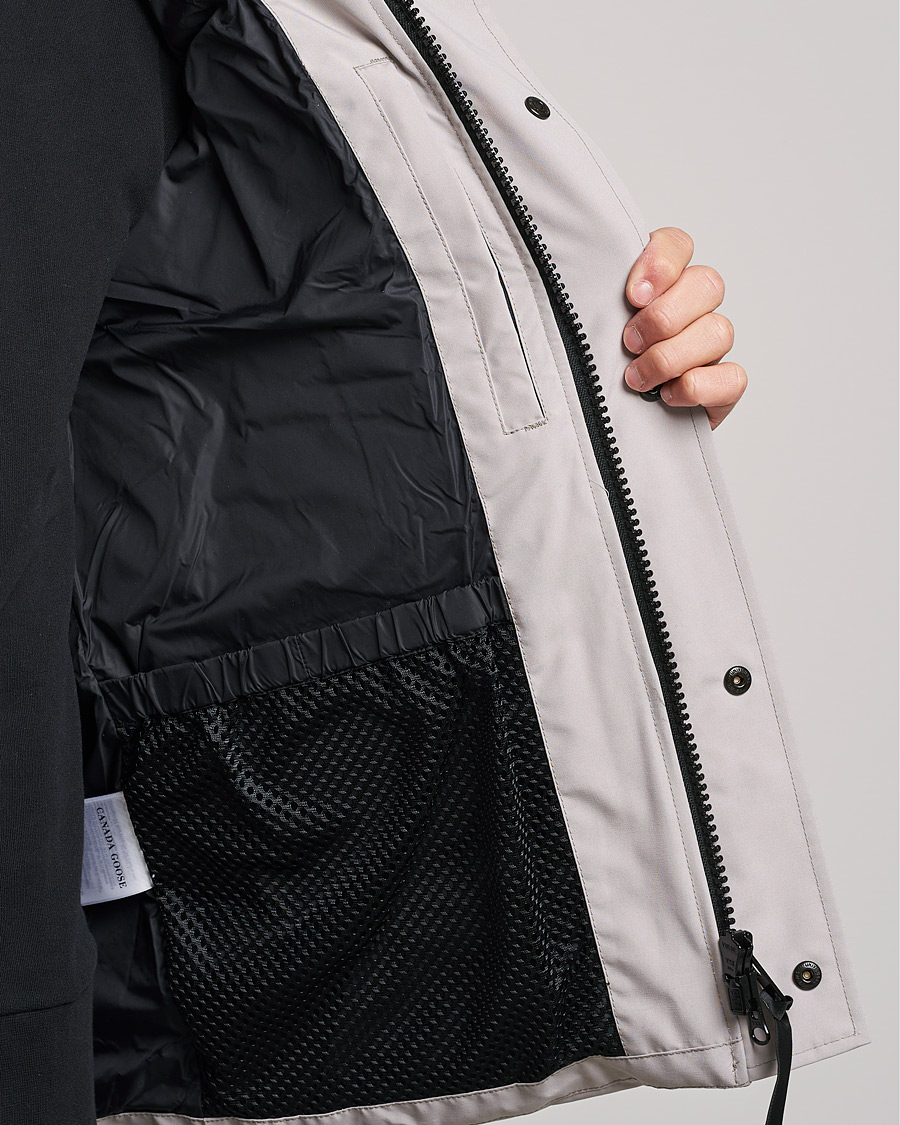 Men | Coats & Jackets | Canada Goose | Wyndham Parka Limestone