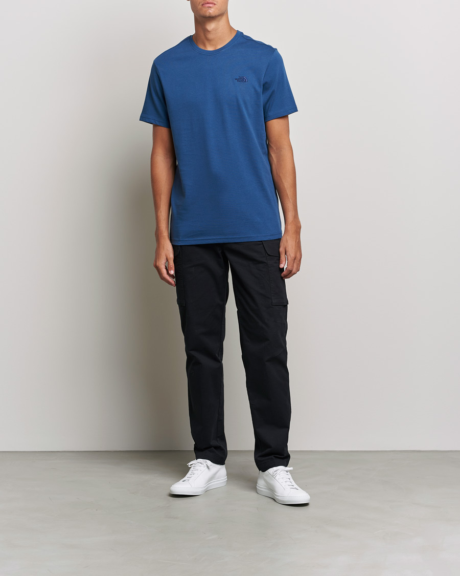 Men | T-Shirts | The North Face | Premium Simple Logo Tee Navy
