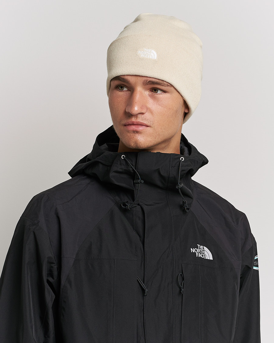 mens grey north face beanie