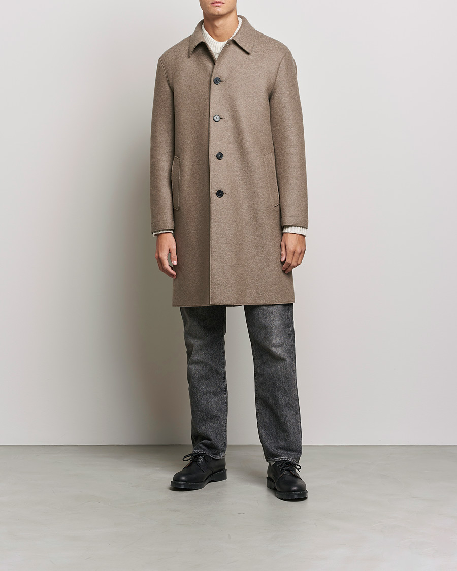Men | Coats & Jackets | Harris Wharf London | Pressed Wool Mac Coat Natural Taupe