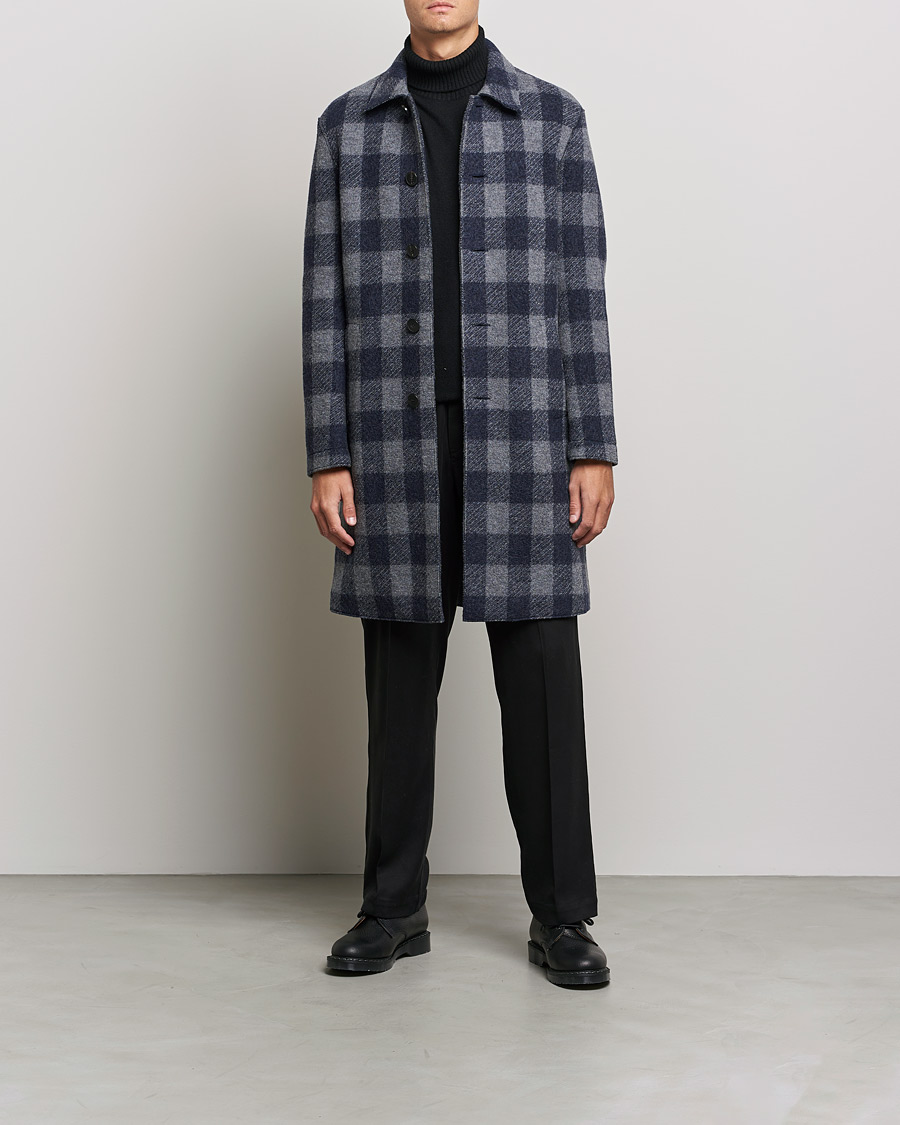 Men |  | Harris Wharf London | Vichy Fleece Lined Mac Coat Blue/Grey