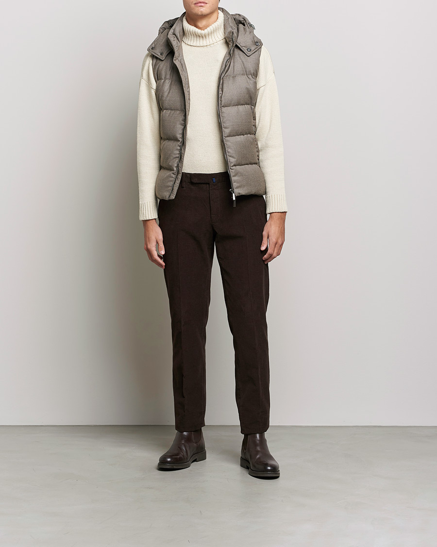 Men | Coats & Jackets | MooRER | Fire Wool/Cashmere Hooded Vest Beige