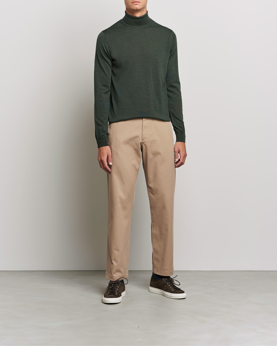 Men | Sweaters & Knitwear | Stenströms | Fine Merino Rollneck Forest Green