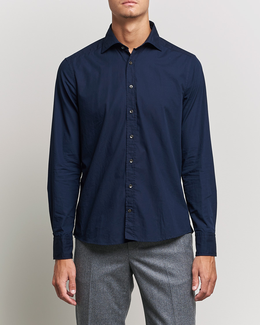 Men | Shirts | Stenströms | Slimline Washed Cut Away Poplin Shirt Navy