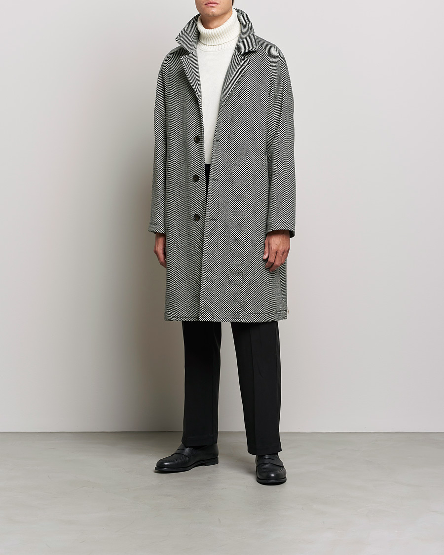 Men | Coats & Jackets | L.B.M. 1911 | Herringbone Raglan Wool Coat Black/White