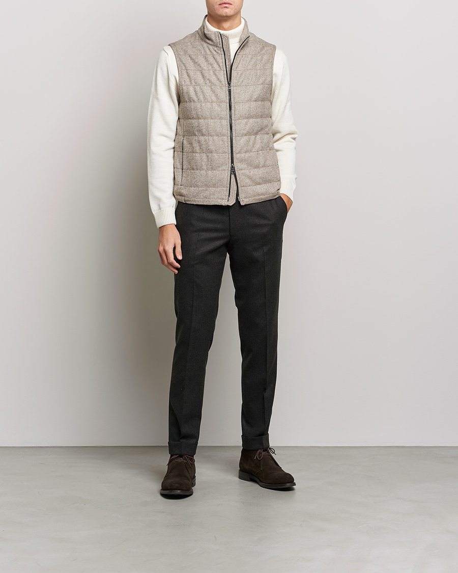 Men | Coats & Jackets | Oscar Jacobson | Liner EVO Wool Herringbone Waistcoat Beige