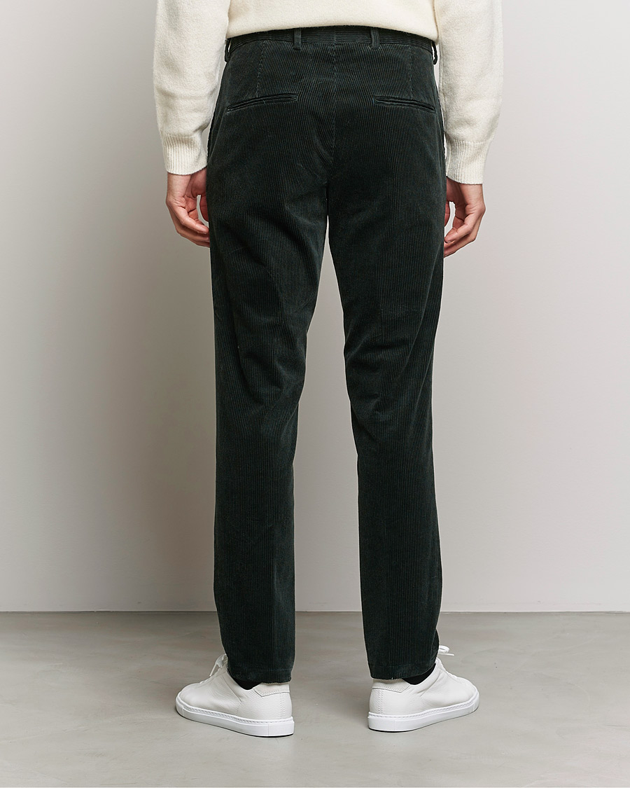 Men | Trousers | Oscar Jacobson | Denz Corduroy Trousers Bottle Green