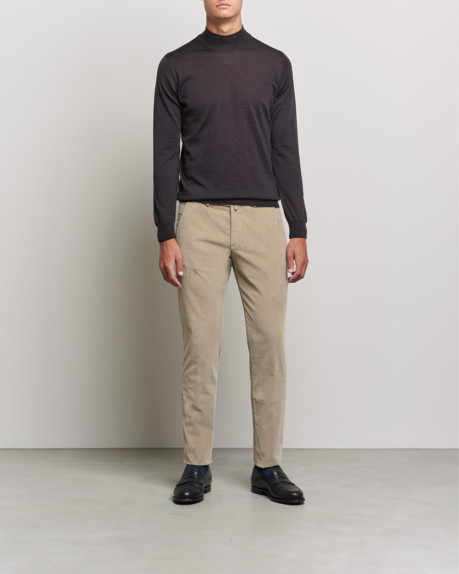 Men | Sweaters & Knitwear | Oscar Jacobson | Hilton Extrafine Merino Mock Neck Brown