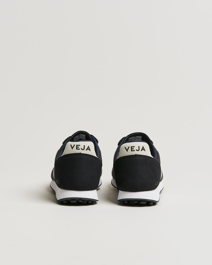 Men | Veja SDU Vegan Running Sneaker Black White | Veja | SDU Vegan Running Sneaker Black White