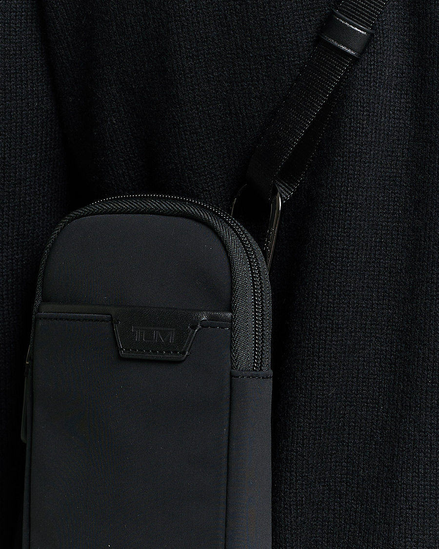 Men | TUMI Harrison Beech Small Crossbody Pouch Black | TUMI | Harrison Beech Small Crossbody Pouch Black