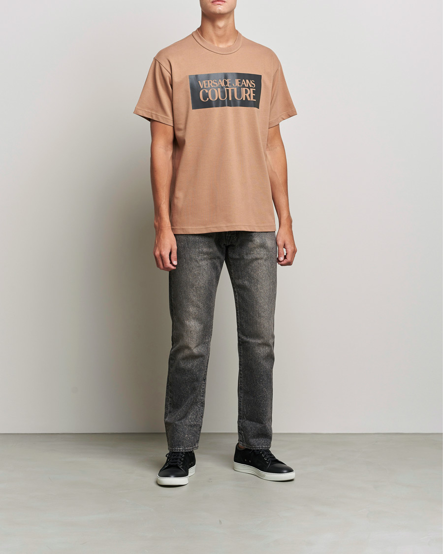 Men | T-Shirts | Versace Jeans Couture | Reflective Logo T-Shirt Sand