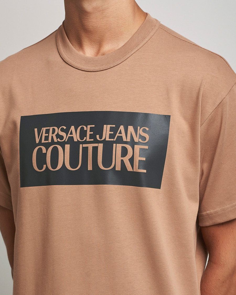 Men | T-Shirts | Versace Jeans Couture | Reflective Logo T-Shirt Sand