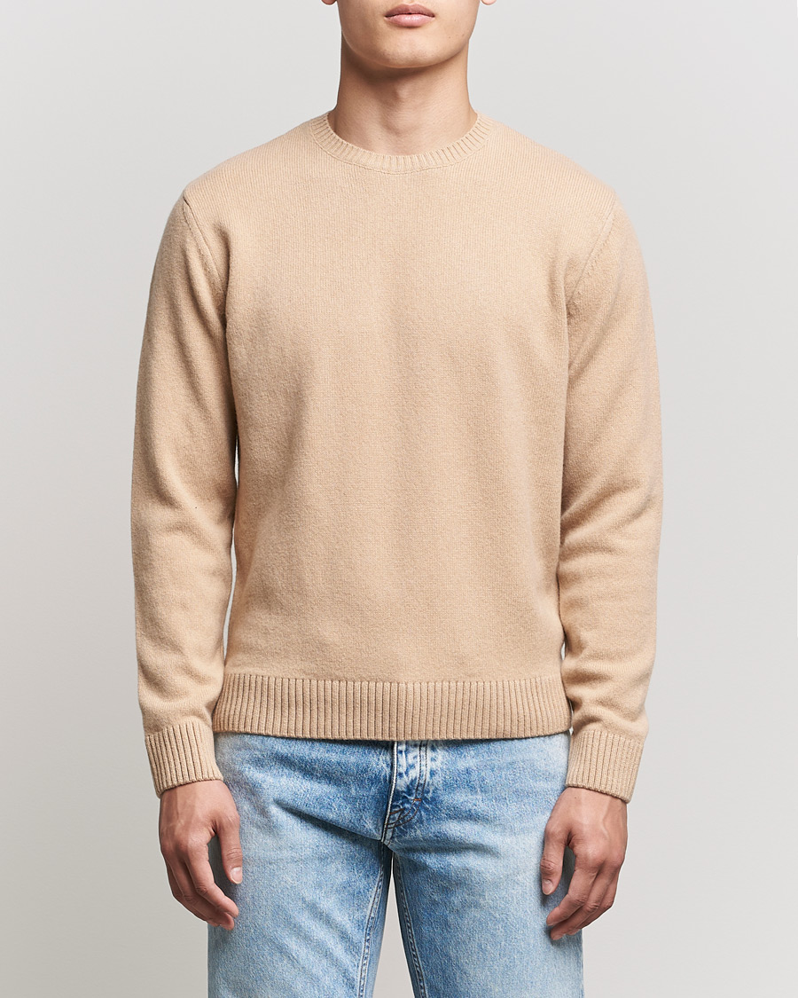 Men | Sweaters & Knitwear | Colorful Standard | Classic Merino Wool Crew Neck Honey Beige