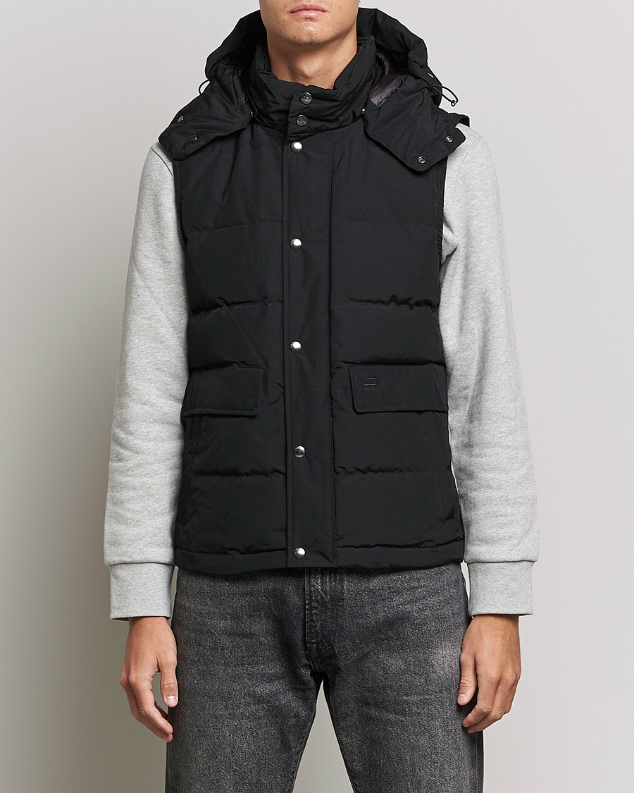 Men | Coats & Jackets | Woolrich | Aleutian Detachable Hooded Vest Black