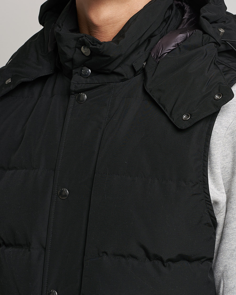 Men | Coats & Jackets | Woolrich | Aleutian Detachable Hooded Vest Black