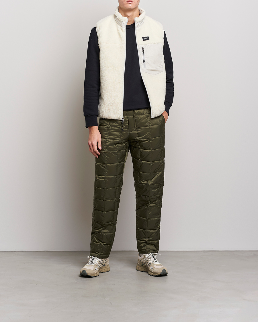 Men | Gilets | TAION | Reversible Fleece Vest Ice Grey/Ivory