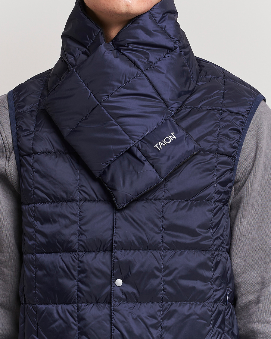 Men | New Brands | TAION | Basic Down Scarf Navy