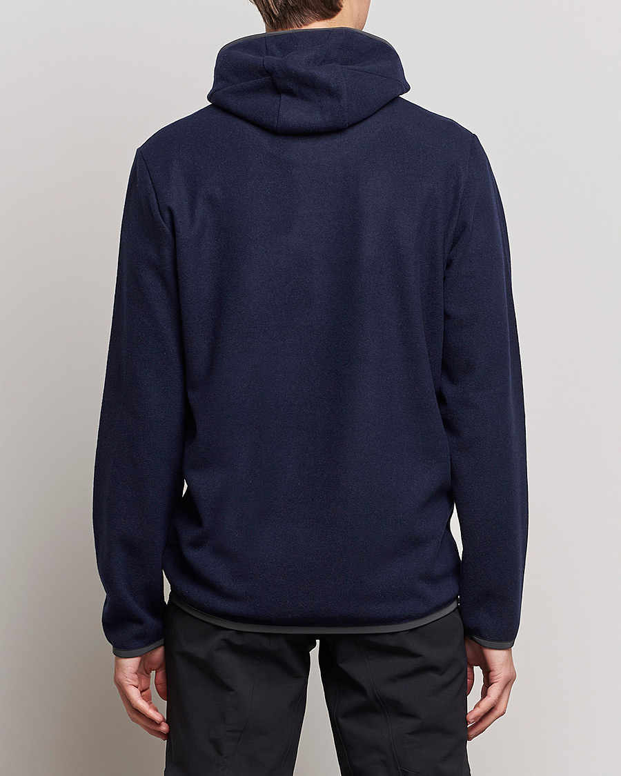 Men | Sweaters & Knitwear | SEASE | Drone Wool/Jersey Hood Navy