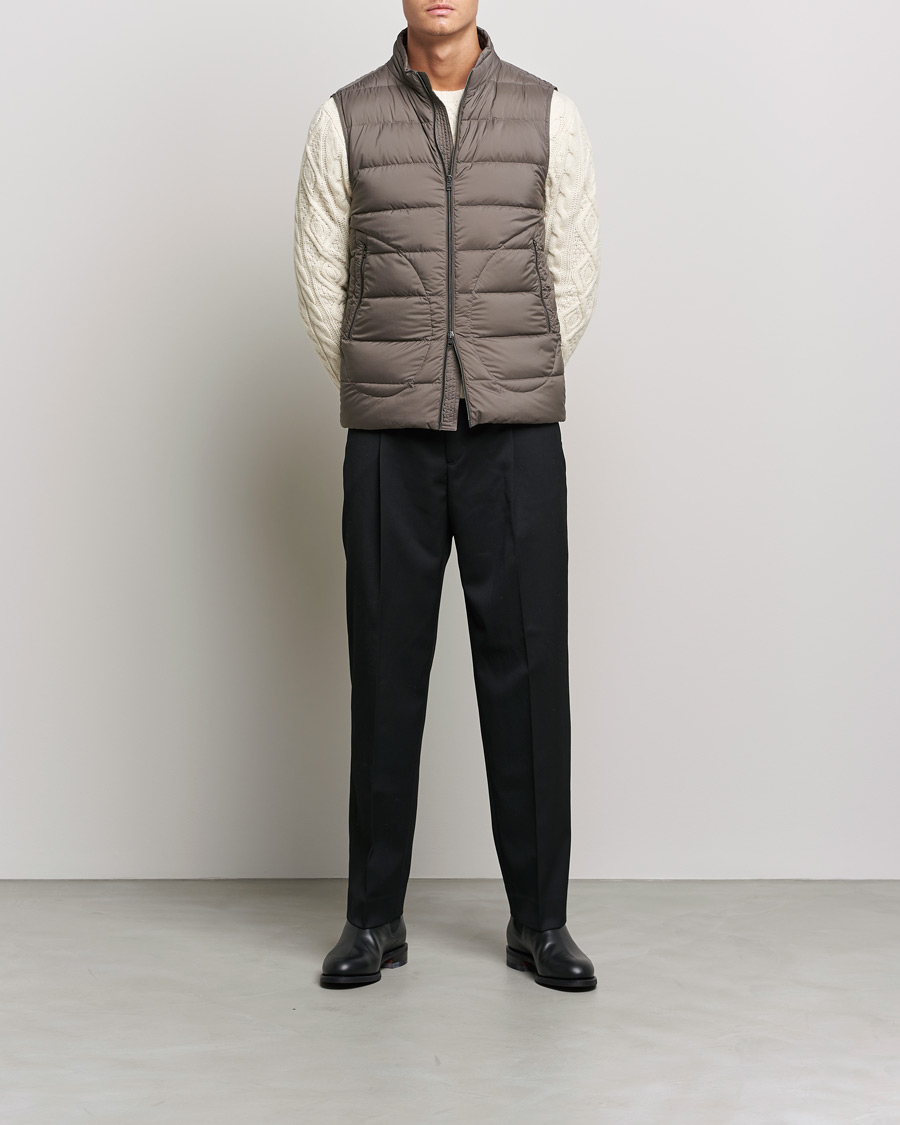 Men | Coats & Jackets | Herno | Nuage Down Vest Taupe
