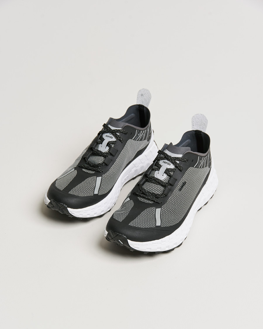 Men | Running shoes | Norda | 001 Running Sneakers Black/White