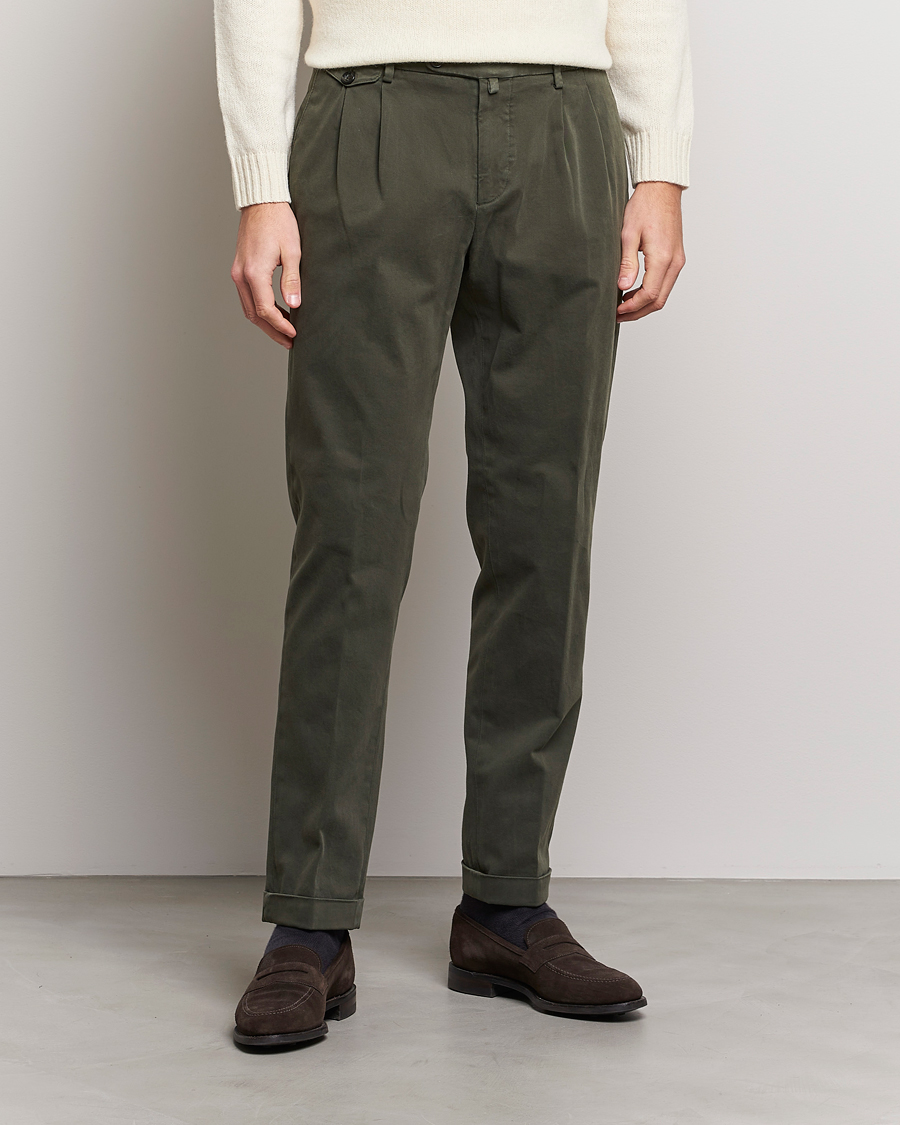 Men | Trousers | Briglia 1949 | Easy Fit Pleated Cotton Stretch Chino Military