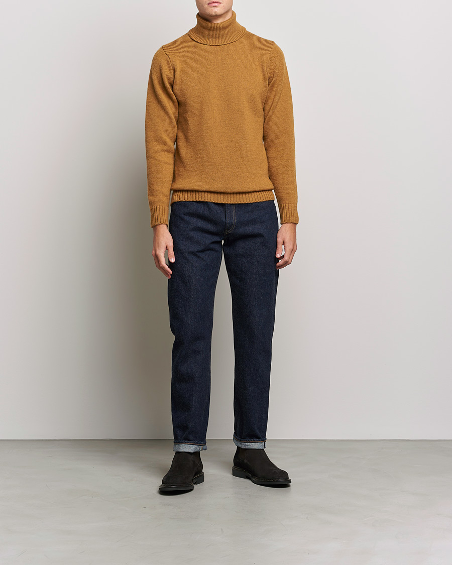 Men | Sweaters & Knitwear | Peregrine | Maker´s Stitch Merino Polo Wheat