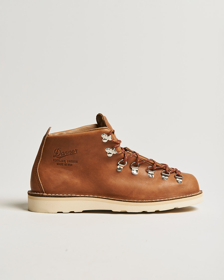 Men | Boots | Danner | Mountain Light GORE-TEX Boot Kenton