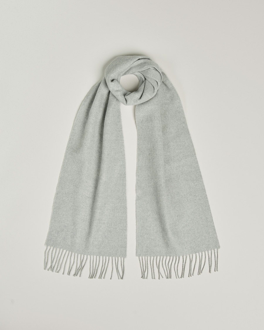 Men | Scarves | Begg & Co | Vier Lambswool/Cashmere Solid Scarf Silver