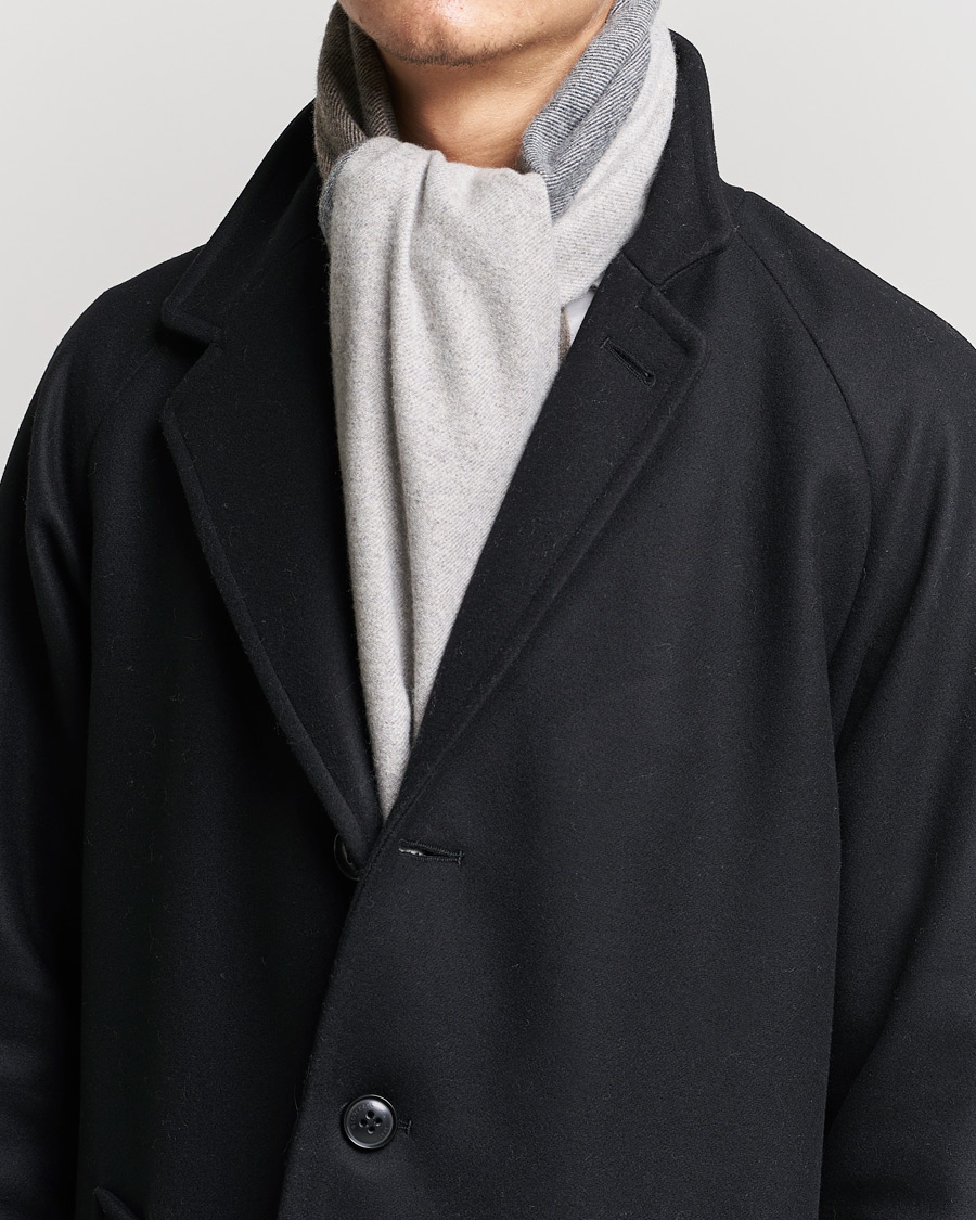 Men | Best of British | Begg & Co | Brook Recycled Cashmere/Merino Scarf Natural