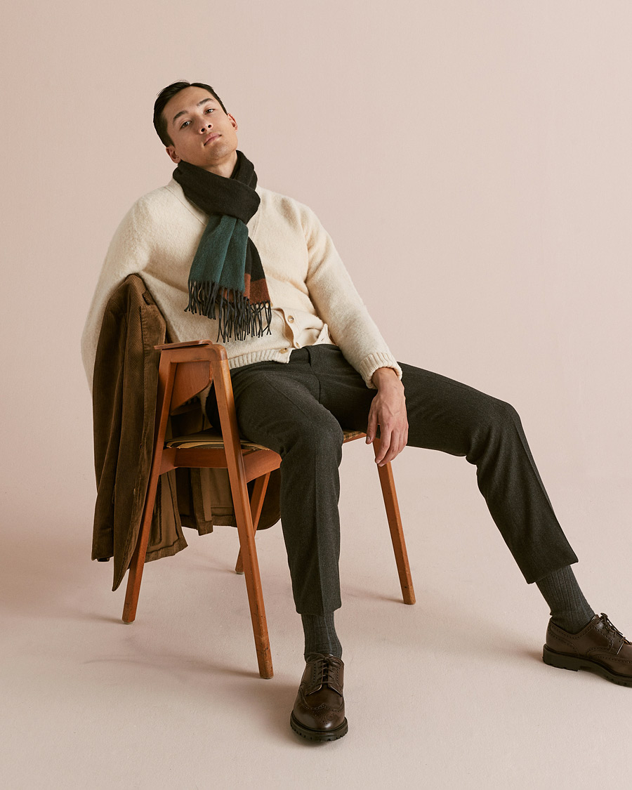 Men | Begg & Co Arran Cashmere Scarf Slate Green | Begg & Co | Arran Cashmere Scarf Slate Green