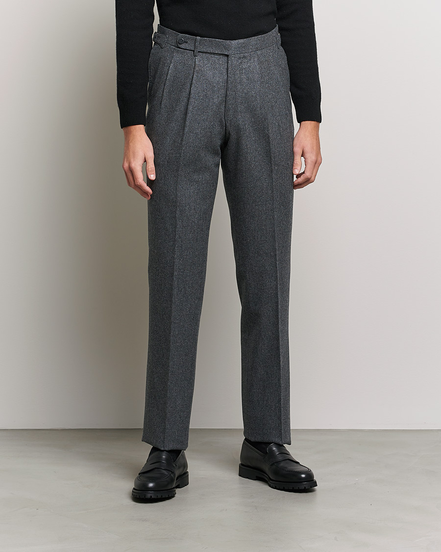 Men | Trousers | Beams F | Pleated Flannel Trousers Dark Grey