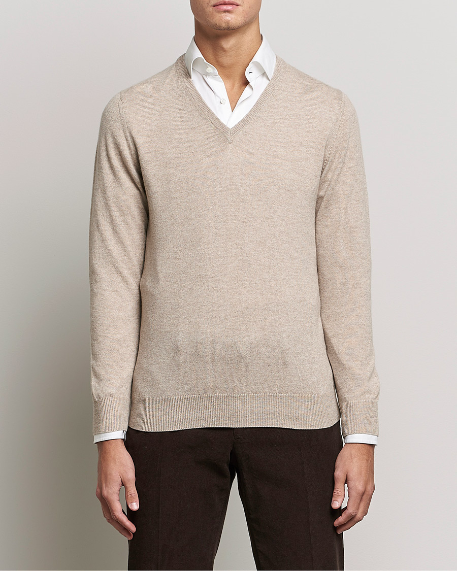 Men | Cashmere sweaters | Piacenza Cashmere | Cashmere V Neck Sweater Beige
