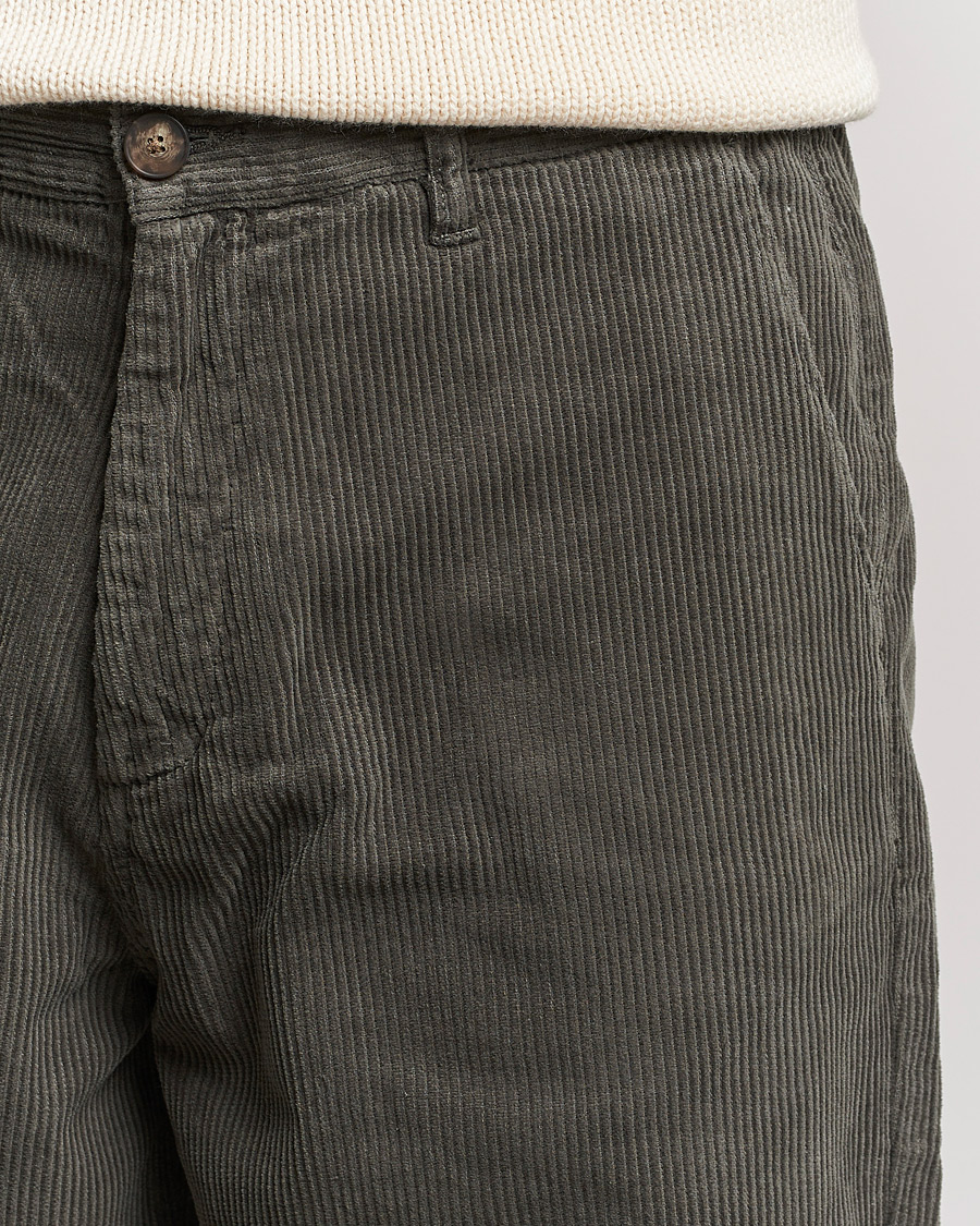 Men | Trousers | A Day's March | Redwood Cord Trousers Olive
