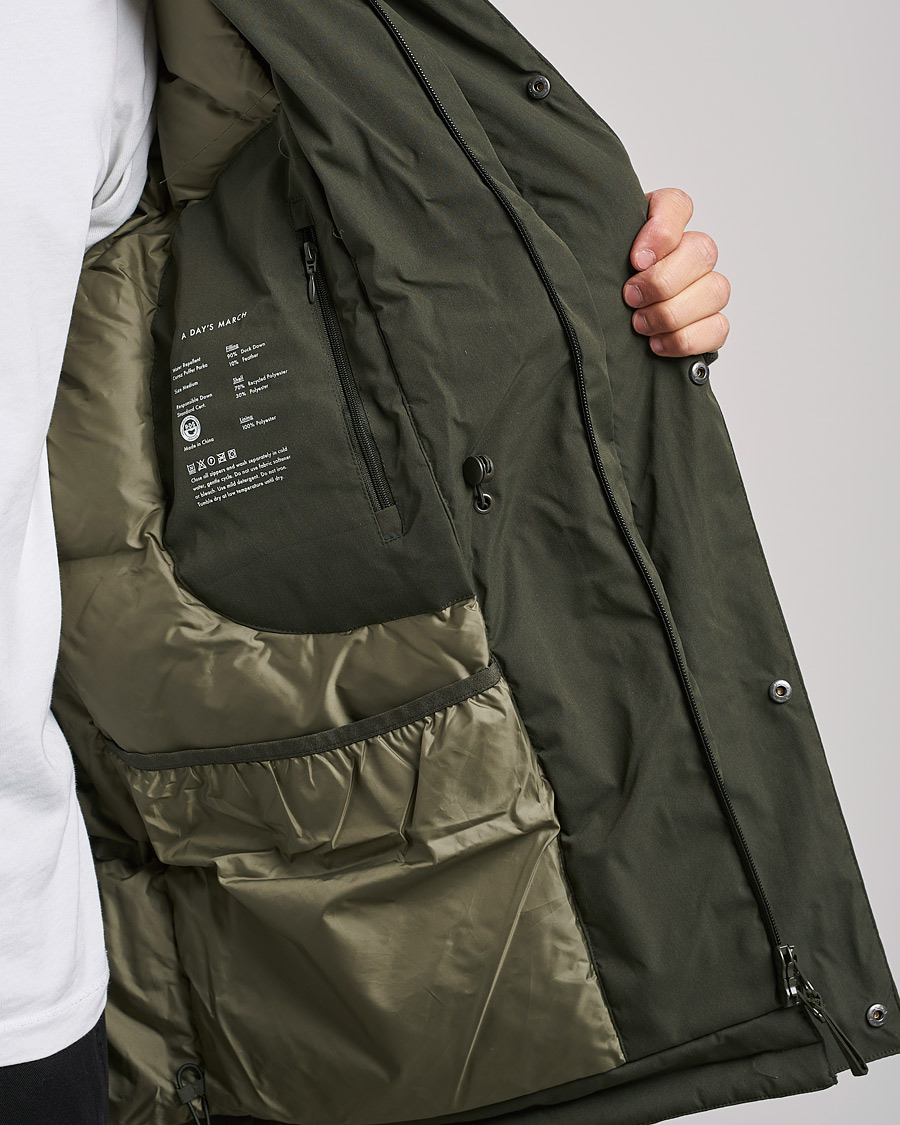 Men | Coats & Jackets | A Day's March | Caraz Puffer Parka Olive