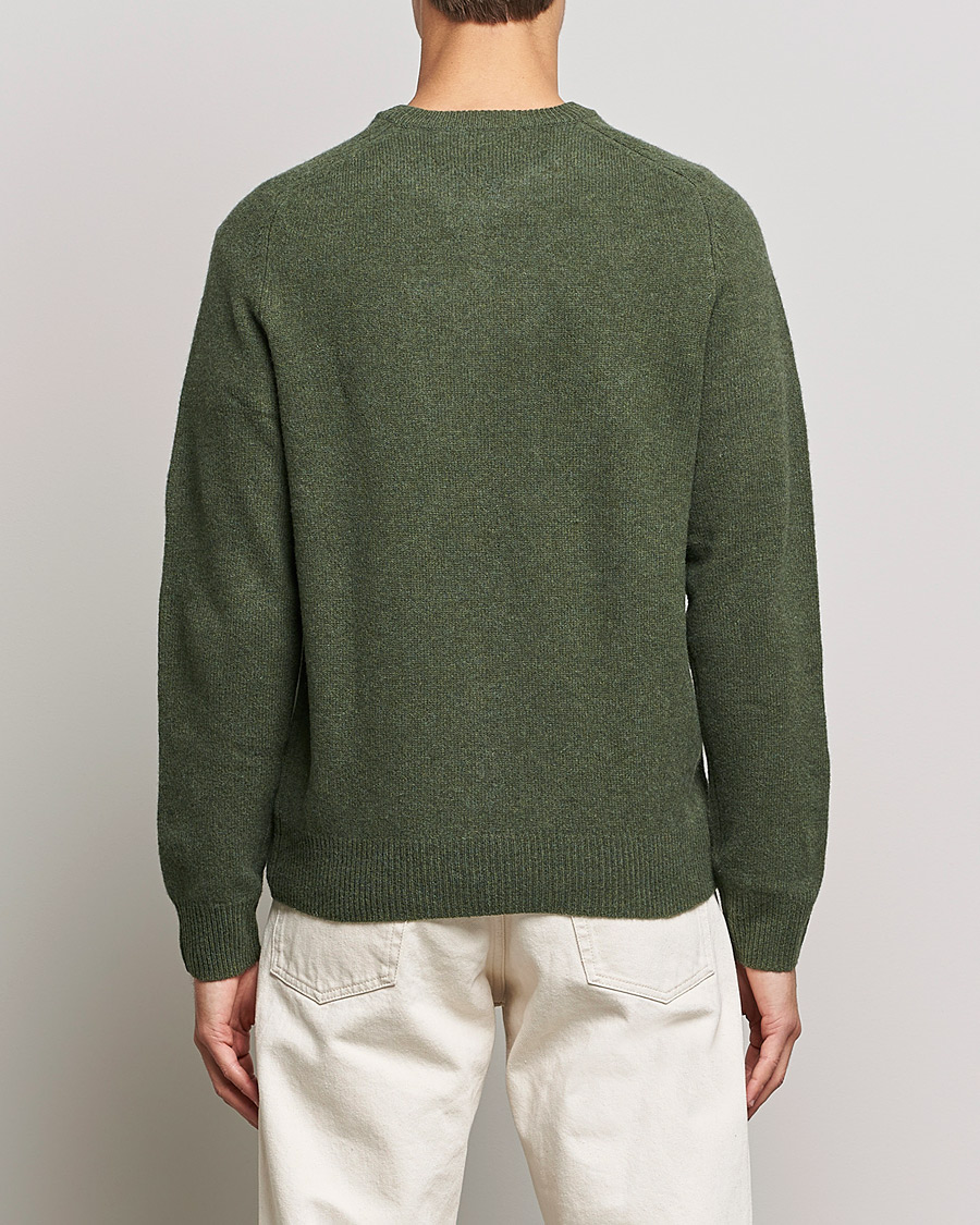 Men | Sweaters & Knitwear | A Day's March | Brodick Lambswool Sweater Olive