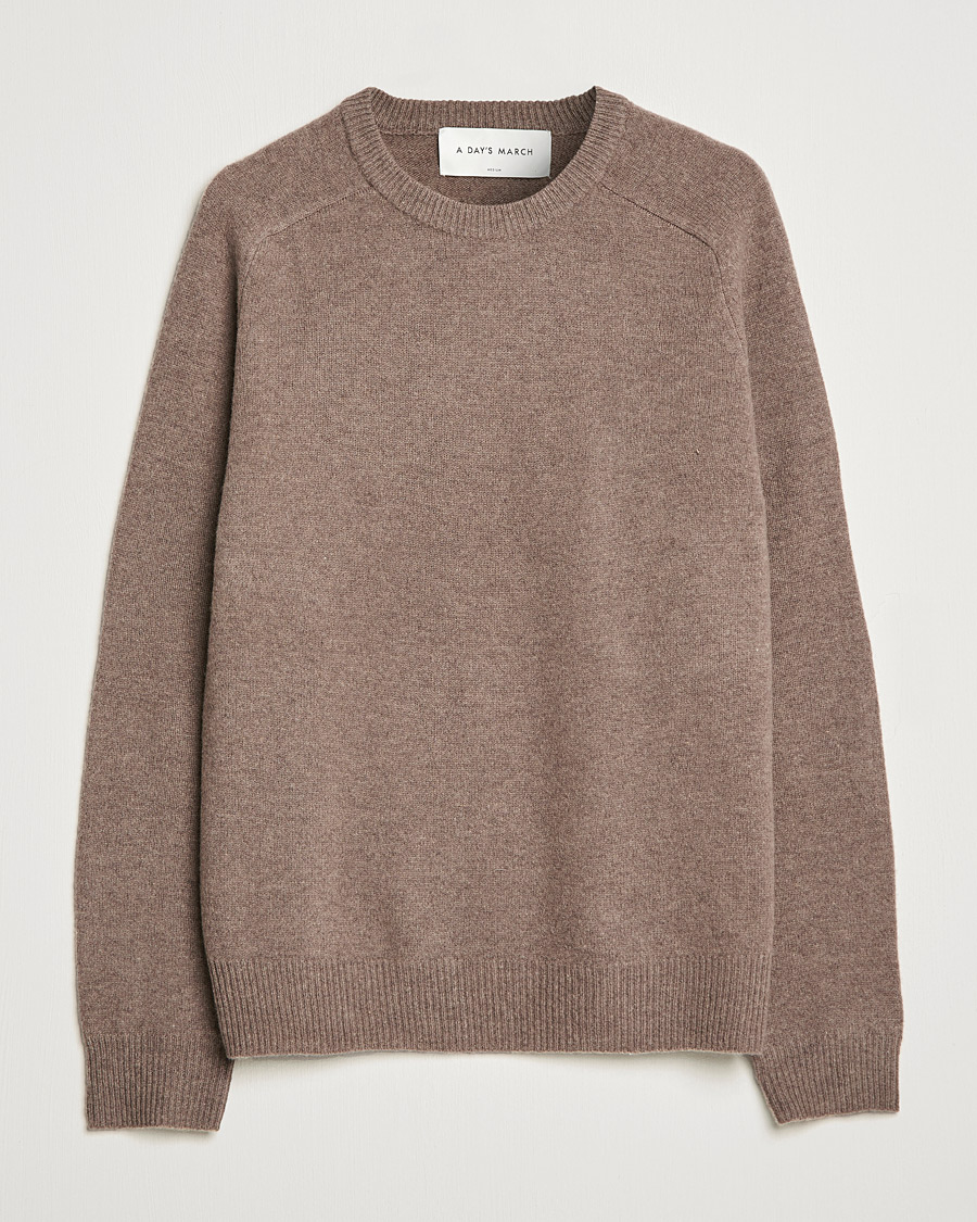 Men | Sweaters & Knitwear | A Day's March | Brodick Lambswool Sweater Taupe Melange