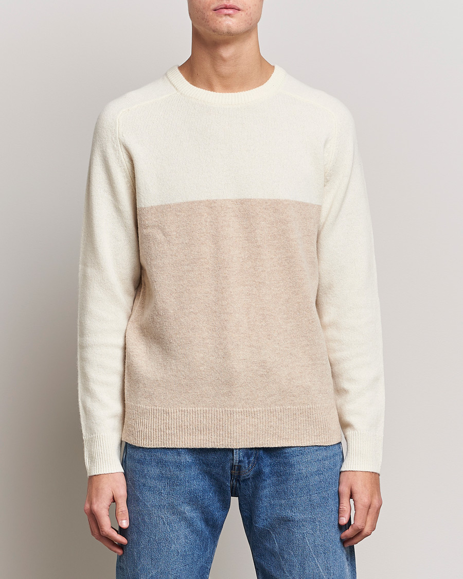 Men | A Day's March | A Day's March | Brodick Block Lambswool Sweater Sand/Off White