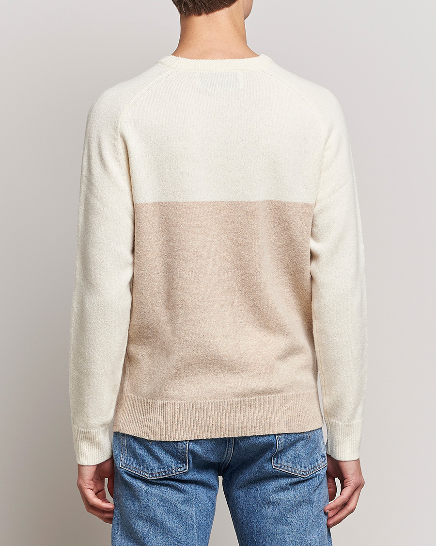 Men | Sweaters & Knitwear | A Day's March | Brodick Block Lambswool Sweater Sand/Off White