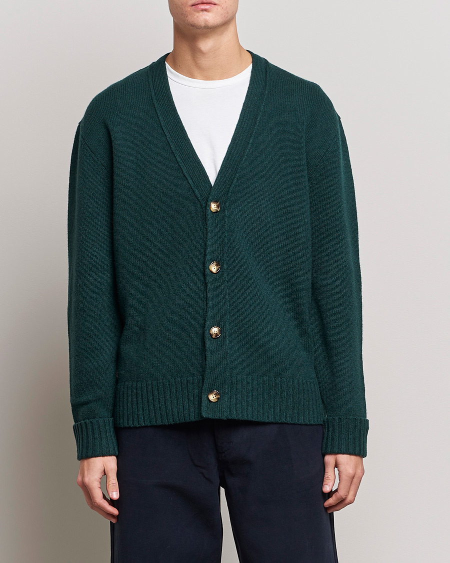 Men | Sweaters & Knitwear | A Day's March | Snag Lambswool Cardigan Bottle Green