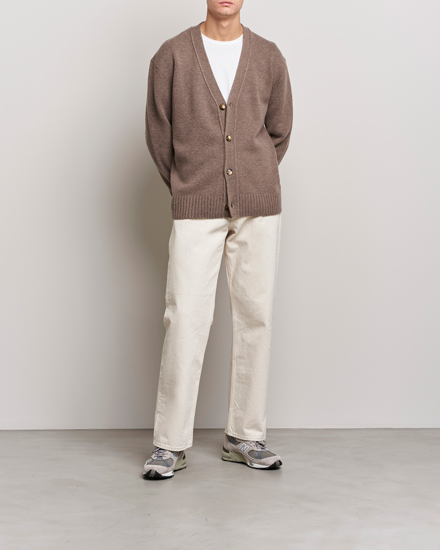 Men | Sweaters & Knitwear | A Day's March | Snag Lambswool Cardigan Taupe Melange