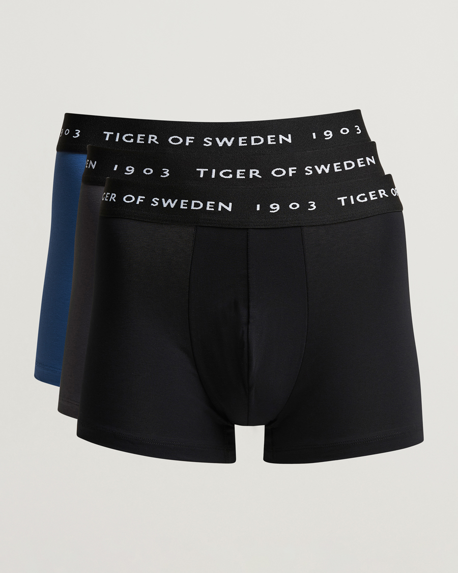 Men | Underwear & Socks | Tiger of Sweden | Hermod 3-Pack Organic Cotton Trunck Blue Black
