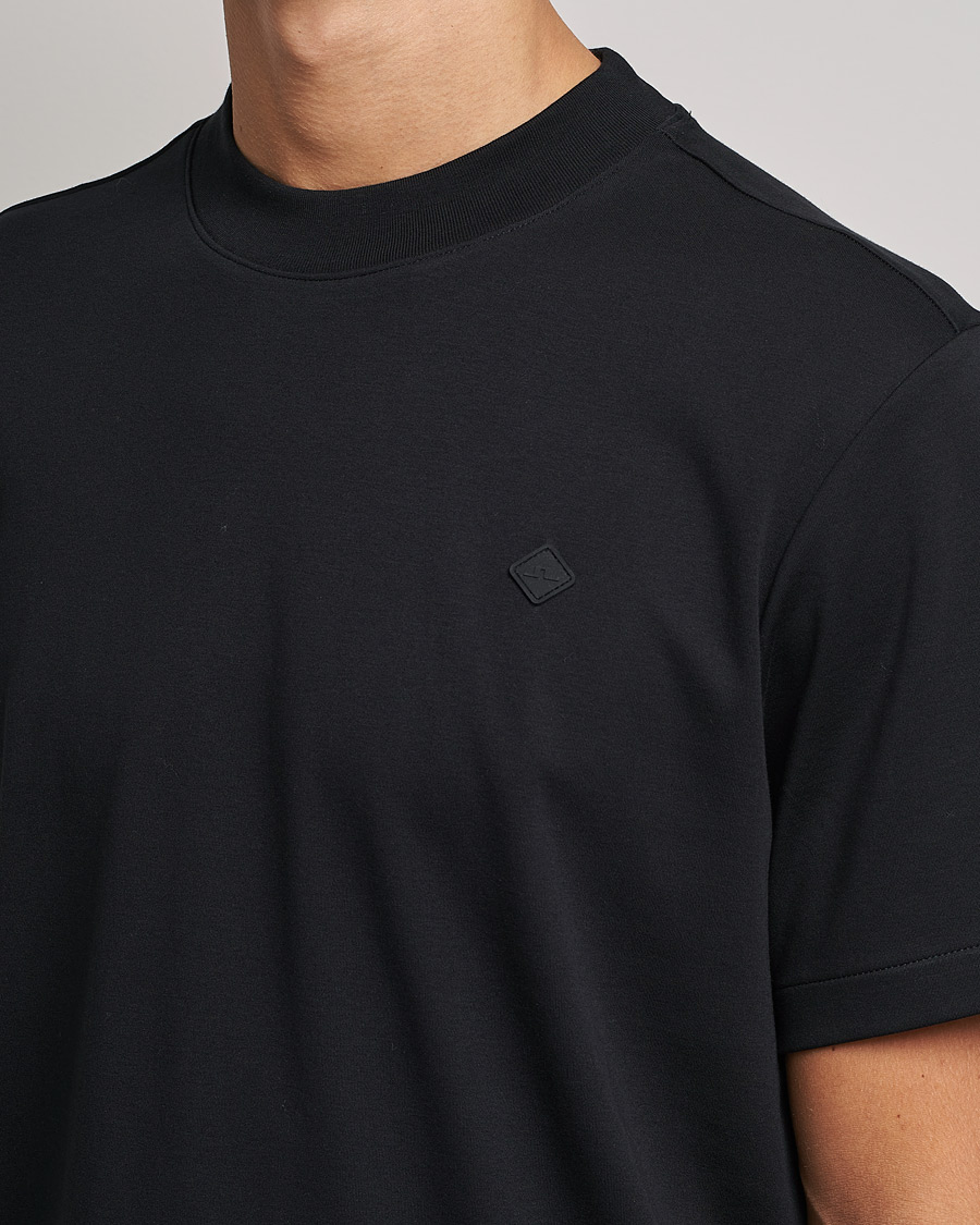 Men | T-Shirts | J.Lindeberg | Adnan Patch Mock Neck Tee Black