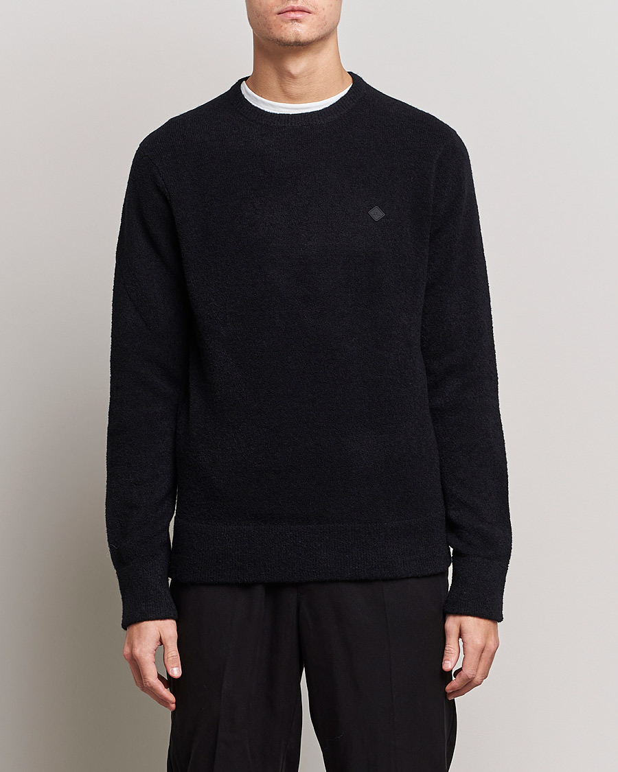 Men | Sweaters & Knitwear | J.Lindeberg | Yuri Merino Logo Crew Neck Sweater Black
