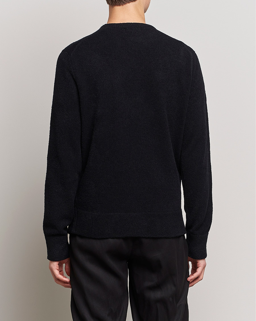 Men | Sweaters & Knitwear | J.Lindeberg | Yuri Merino Logo Crew Neck Sweater Black