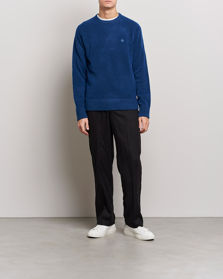 Men | Sweaters & Knitwear | J.Lindeberg | Yuri Merino Logo Crew Neck Sweater Navy Peony