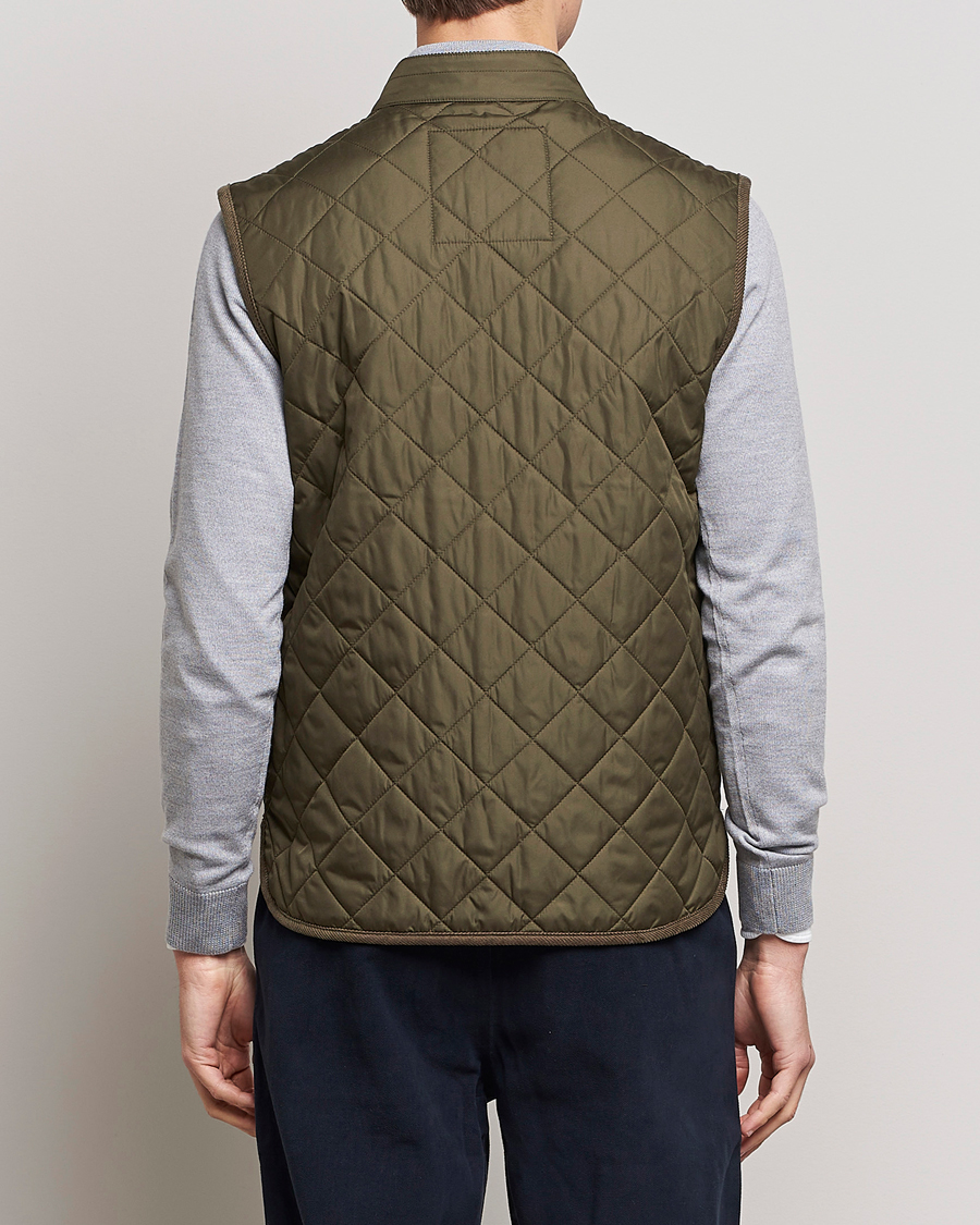 Men | Coats & Jackets | Morris | Teddy Quilted Vest Olive